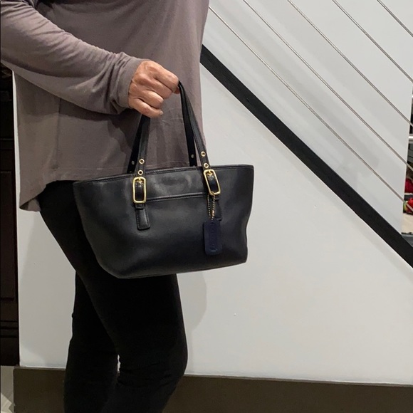 Small Vintage Coach bag - Picture 6 of 7